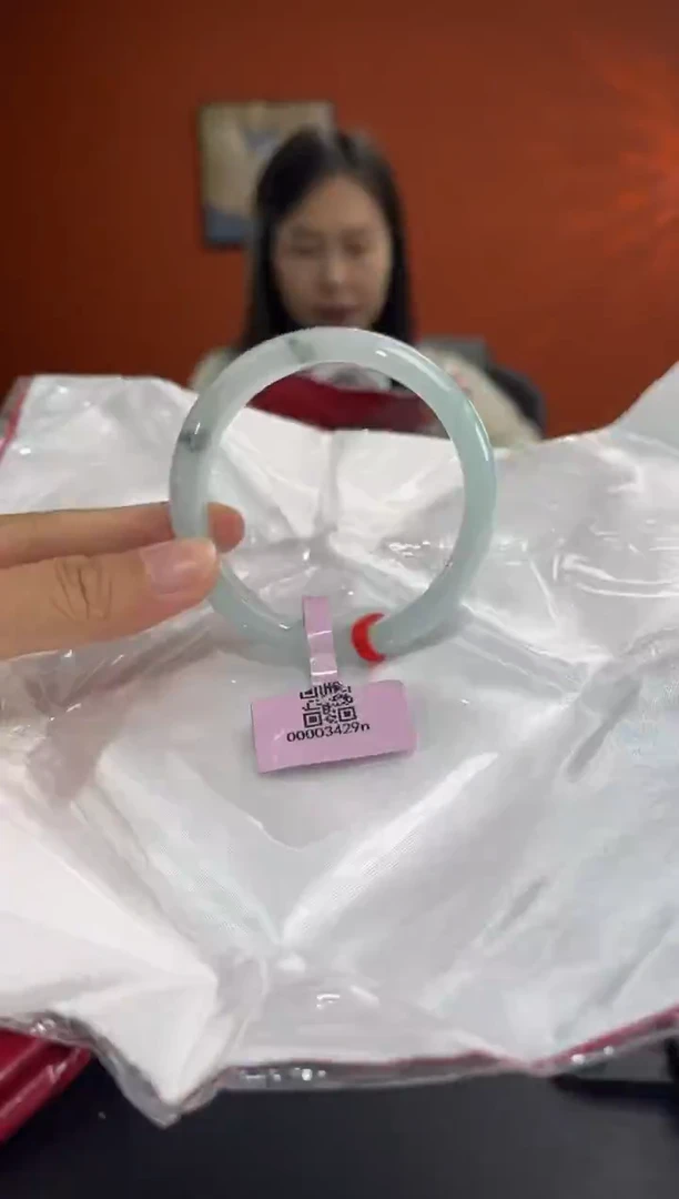 未镶嵌手镯翡翠12