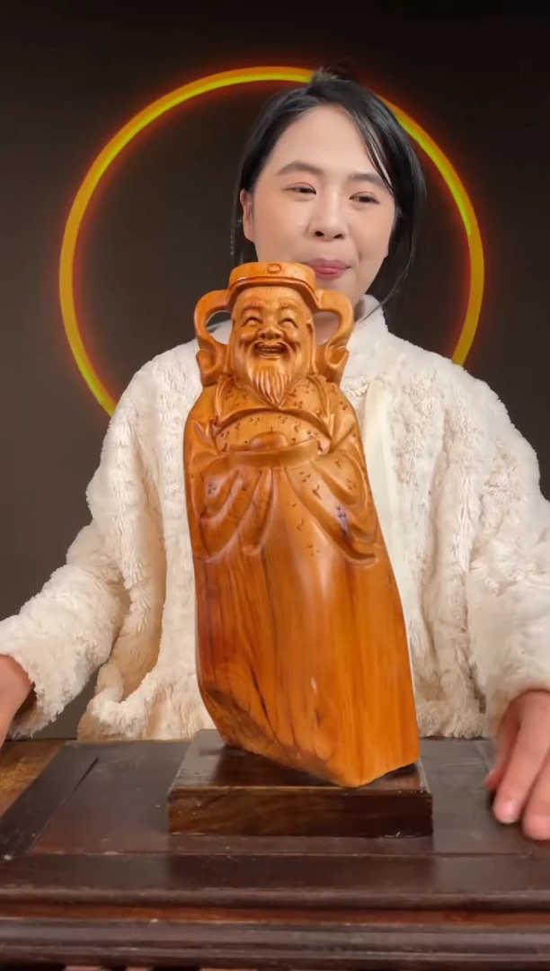 柏木（崖柏）手工摆件,先抢先得! 编号:135