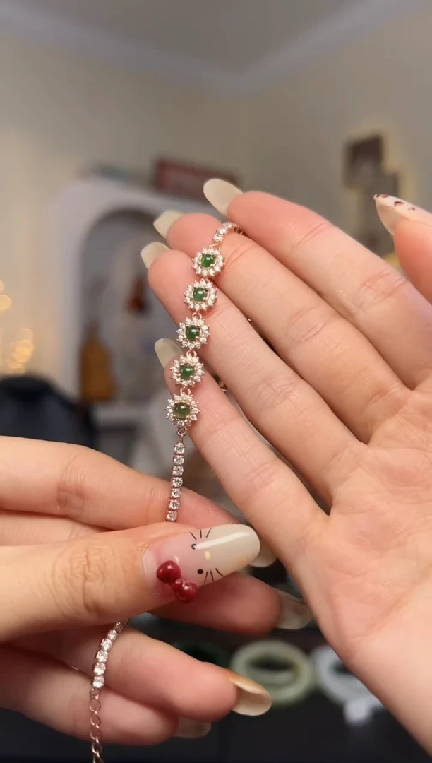 颈饰银S925镶嵌翡翠手链