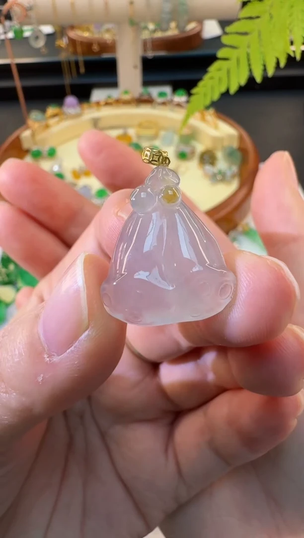 【闪购商品】翡翠颈饰18K金镶嵌缅甸翡翠A货挂件