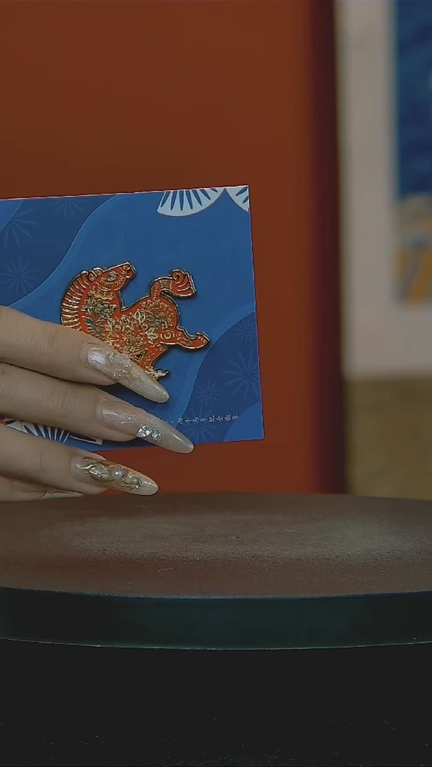 马年马到成功胸针