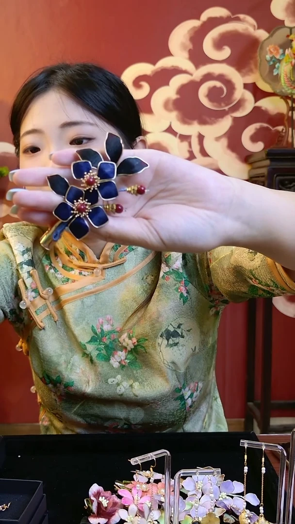 刺绣非遗纯手工绒花