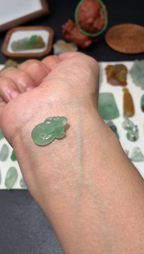 未镶嵌定制翡翠翡翠