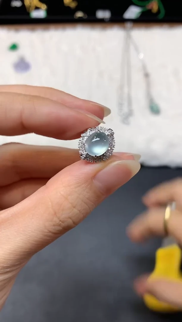 18K金镶嵌戒指翡翠W238|9800