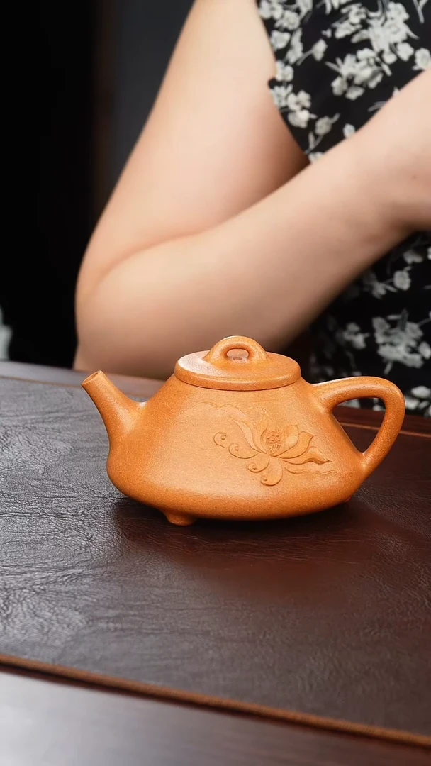 茶壶紫砂侯峰黄金段子冶200cc
