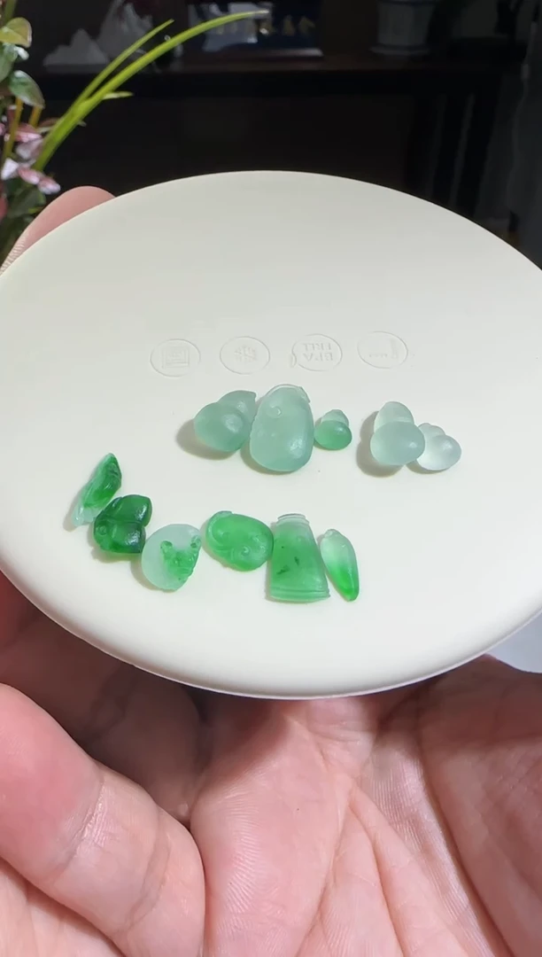 定制翡翠未镶嵌缅甸A货翡翠