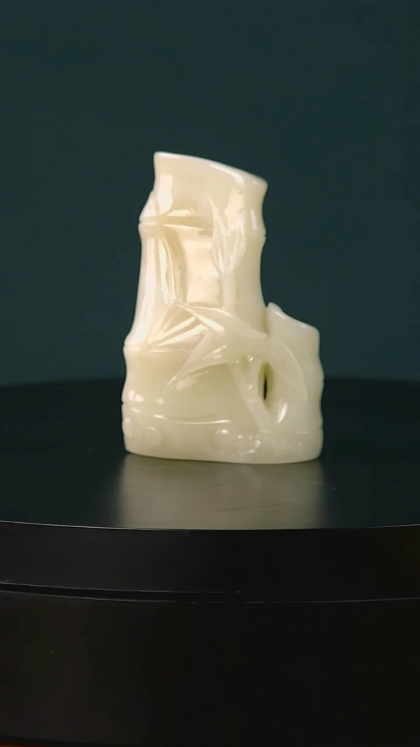 寿山石白芙蓉竹节章3.5*1.5*5.2