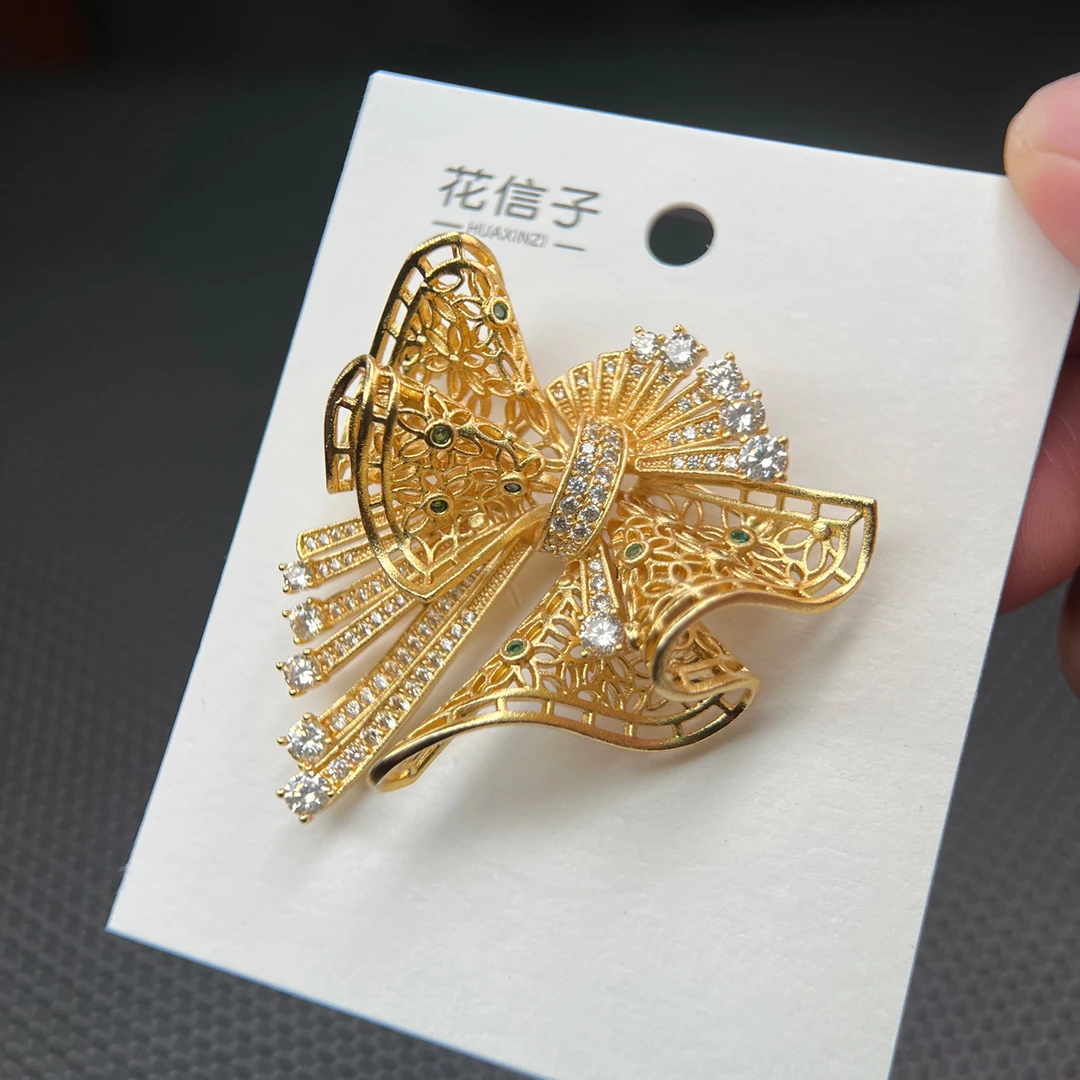 铜合成锆石胸针 5609 扇形蝴蝶结 金色个性设计感高档胸花别针