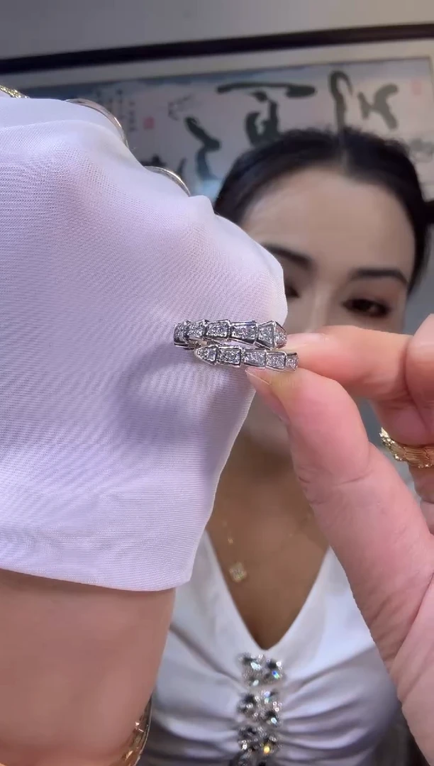 铂Pt950镶嵌实验室培育钻石戒指16