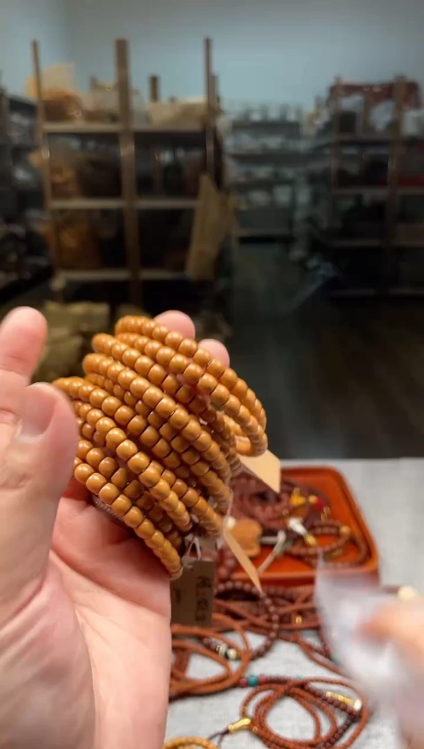 【闪购商品】橄榄核手串闪7核尖直切单圈6.5mm