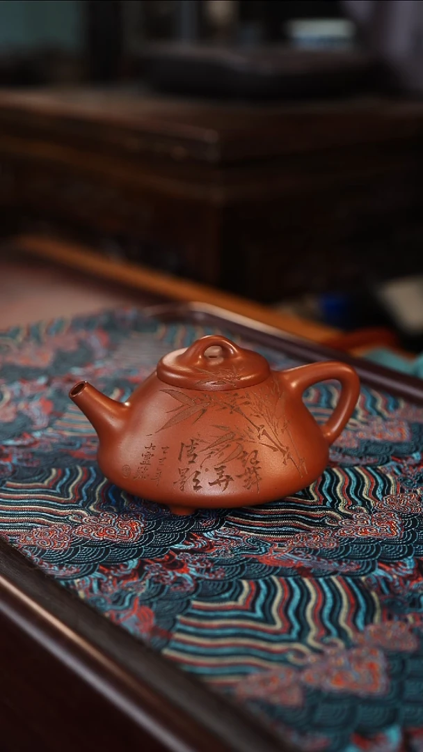 茶壶紫砂吉**意子冶 红皮龙