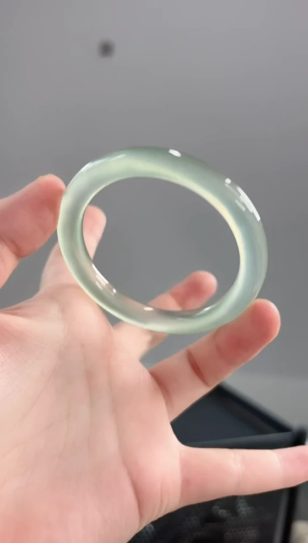 玛瑙/玉髓手镯未镶嵌58-59圈卡8