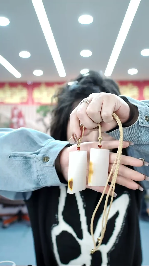 颈饰未镶嵌和田玉多样式发货随机发一