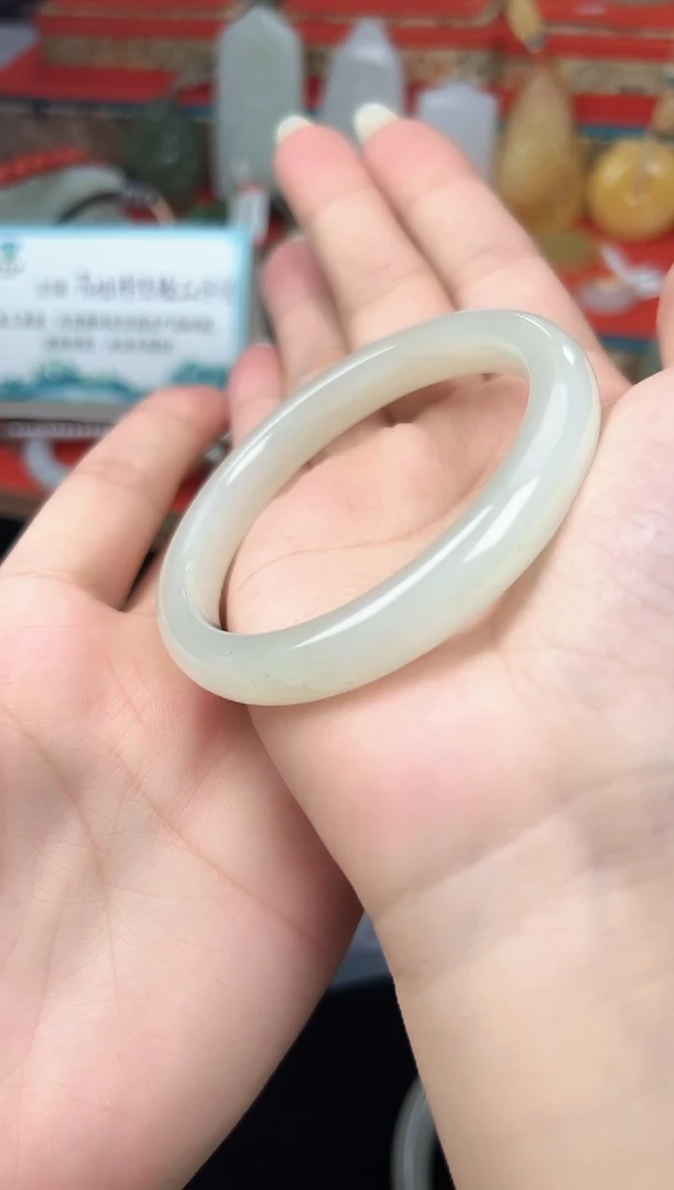 未镶嵌手镯和田玉老坑钢板料 圈口57-58mm