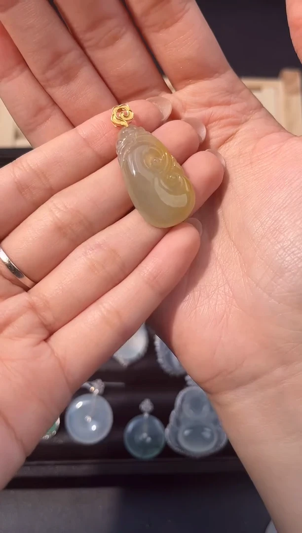 吊坠(不含链)18K金镶嵌翡翠翠小二缅甸翡翠严选