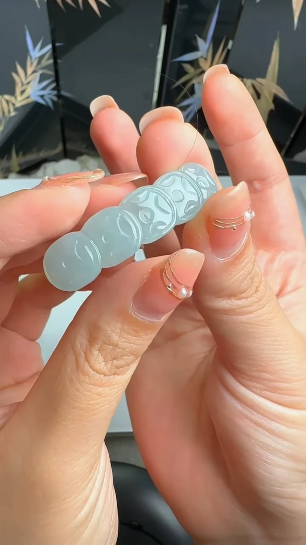 翡翠未镶嵌颈饰JJD0530092