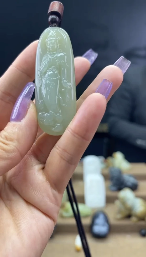 颈饰未镶嵌和田玉1