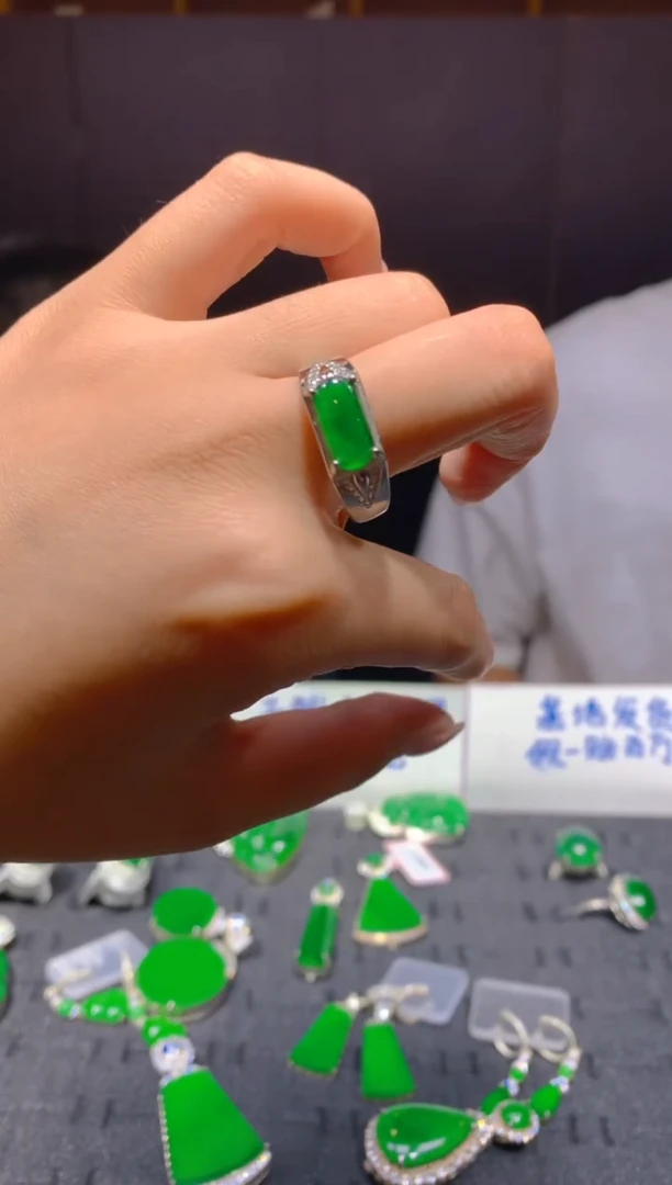 未镶嵌定制翡翠249多样性发货（发其一）