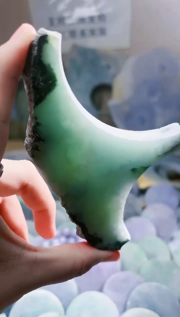 翡翠未镶嵌颈饰翡翠A货 江谭058