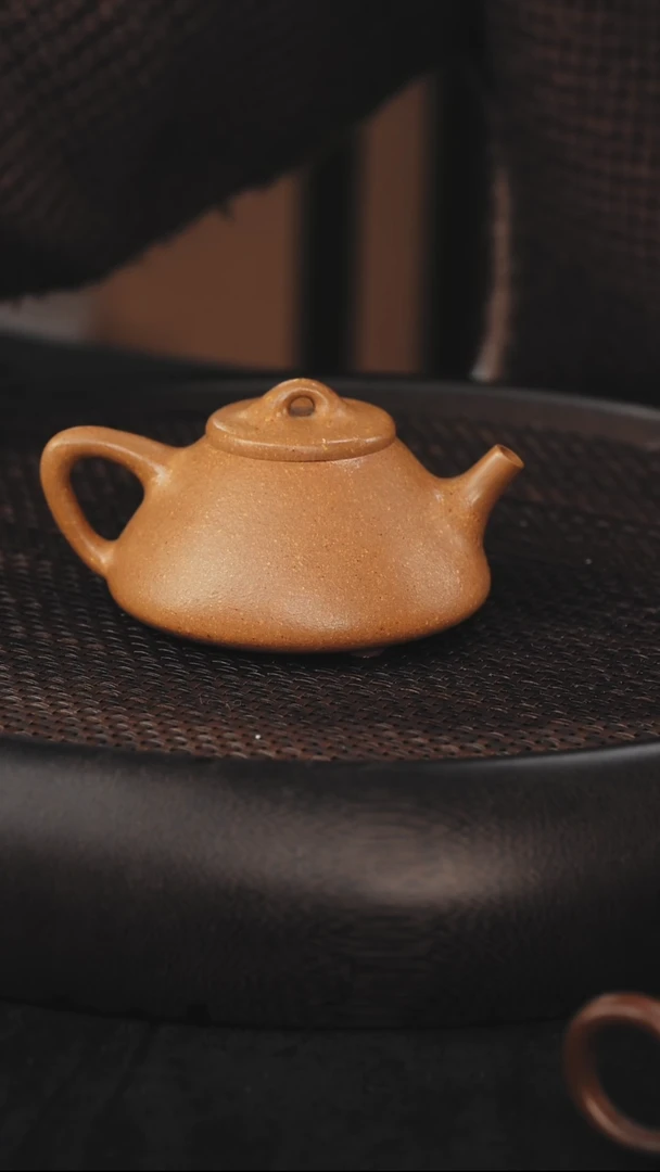 茶壶紫砂子冶石瓢 降坡泥