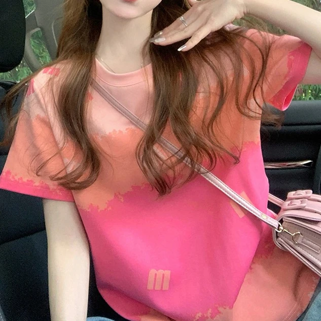 潮牌粉色字母短袖t恤女2025新款夏季美式渐变设计感正肩宽松上衣