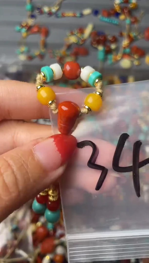 未镶嵌配饰南红玛瑙34