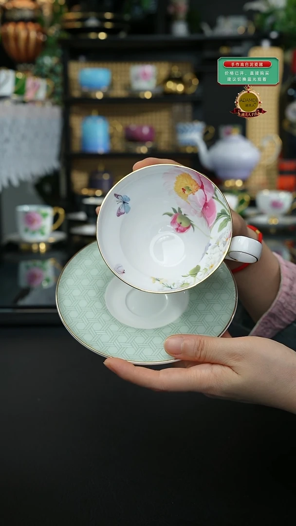 云漫、绿色、、、、、、、、、