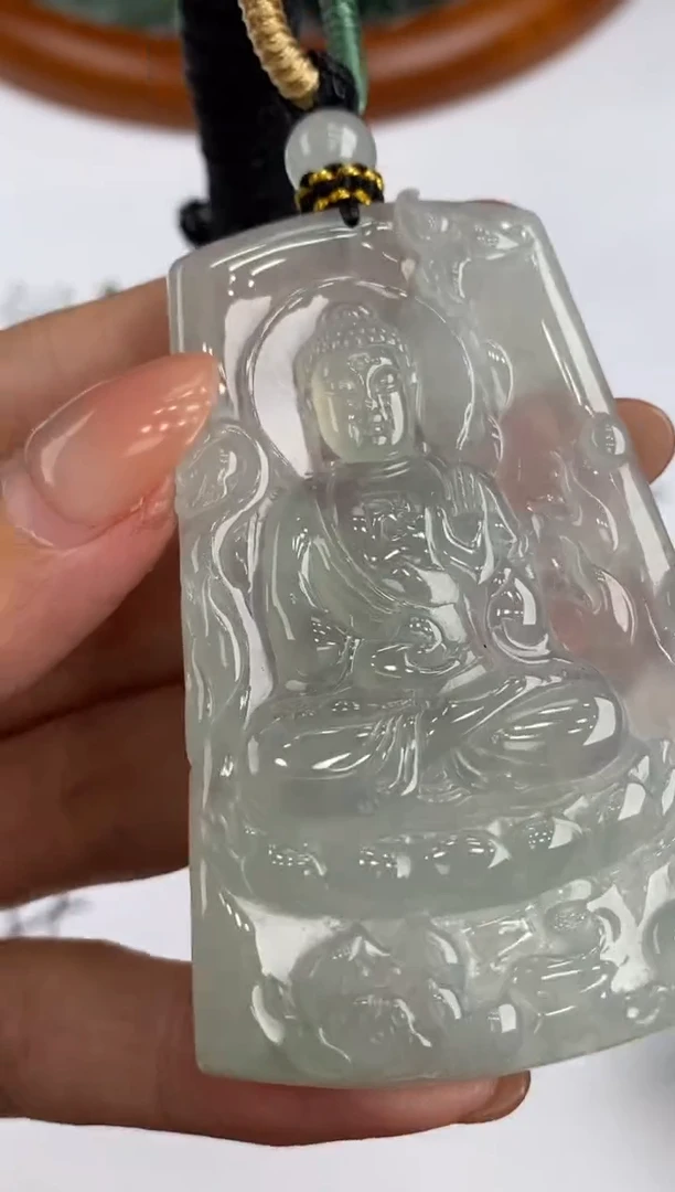 未镶嵌挂件翡翠305395        多人
