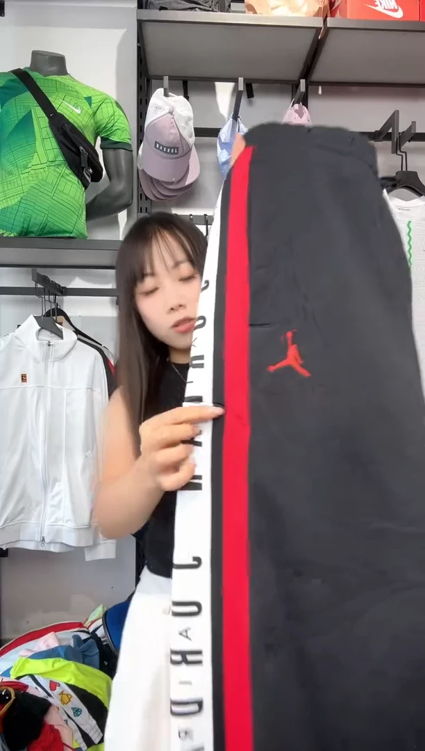 1497编码 耐克卫衣服饰过款为准 尺码