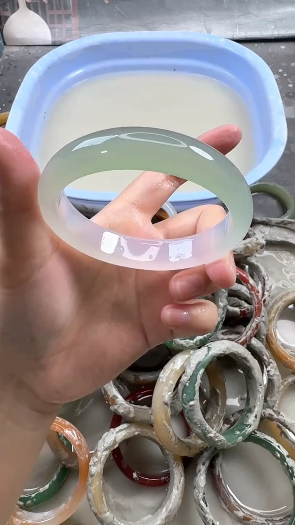 玛瑙/玉髓手镯未镶嵌42