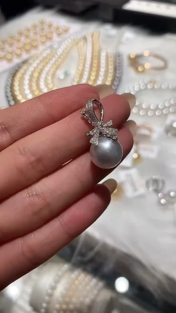 18K金镶嵌吊坠（不含链）海水珍珠A372|8800