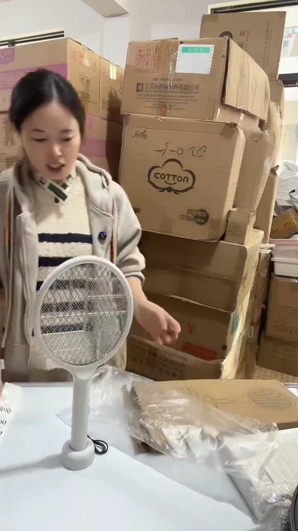 日用百货，电蚊拍68