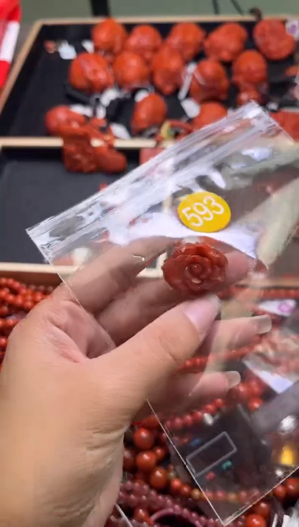 【闪购商品】南红玛瑙珠宝奇石未镶嵌593