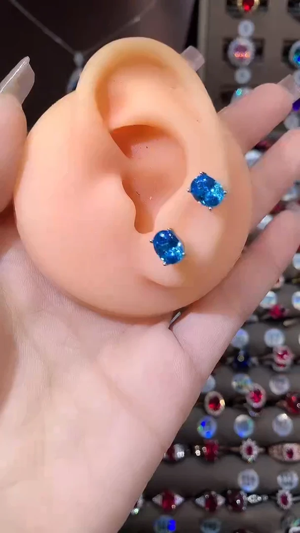 银S925镶嵌耳饰海蓝宝石68银