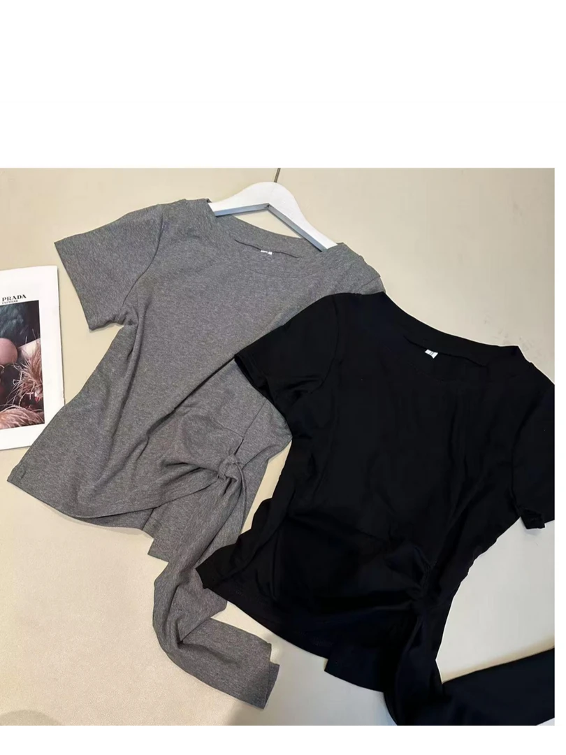 设计感显瘦气质洋气时尚不规则上衣