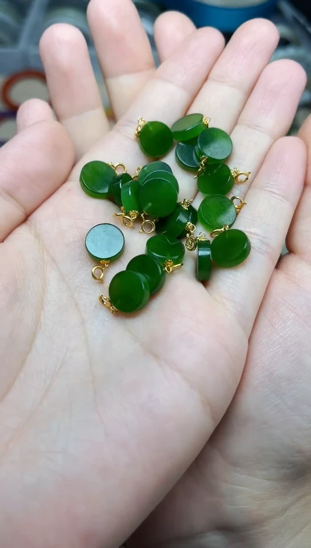 和田玉18K金镶嵌颈饰碧玉圆牌多样性拍一发一06