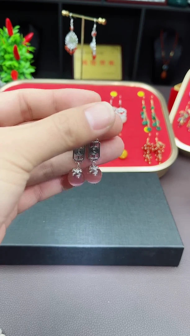 【闪购商品】玛瑙/玉髓耳钉银S925镶嵌516000