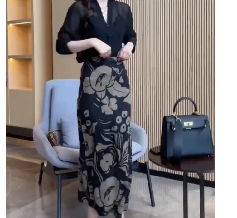 2025春季新款网红同款洋气气质韩版潮流上衣半身裙女潮木