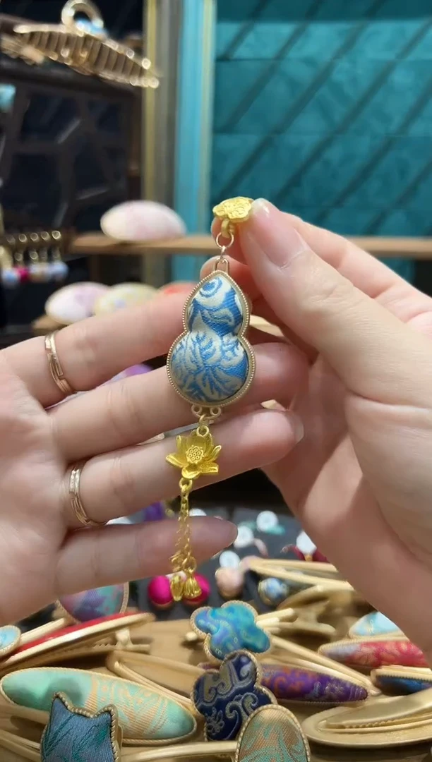 【闪购商品】【孤品车2.16】缠枝莲葫芦压襟孤品