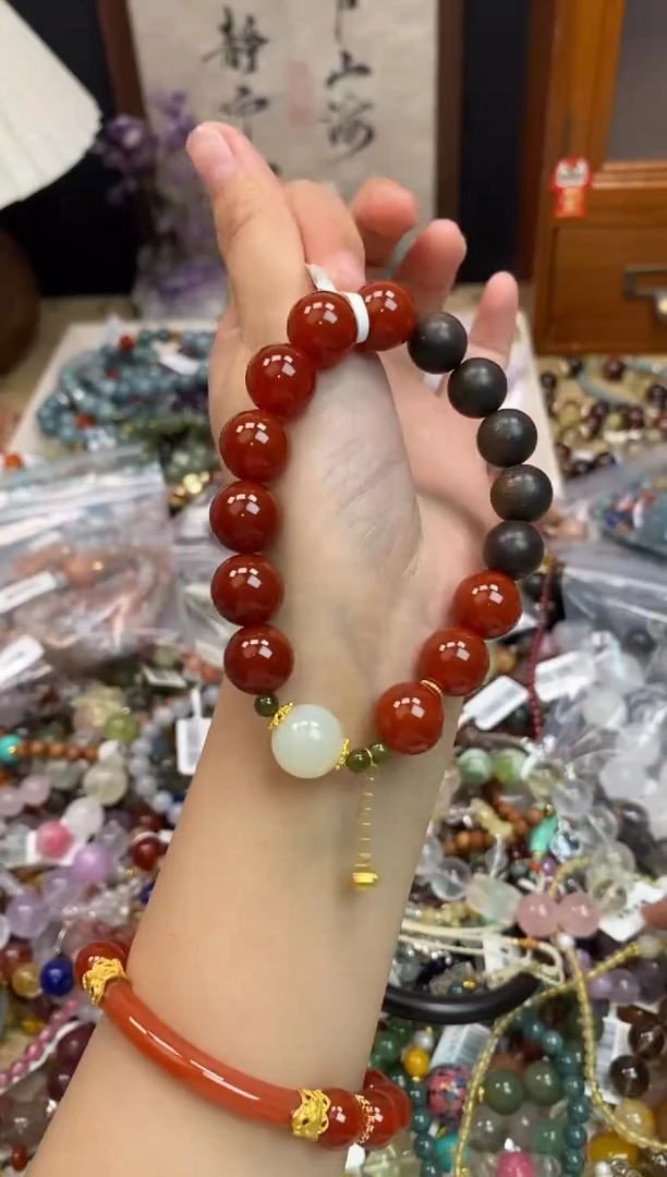 未镶嵌玛瑙手饰410