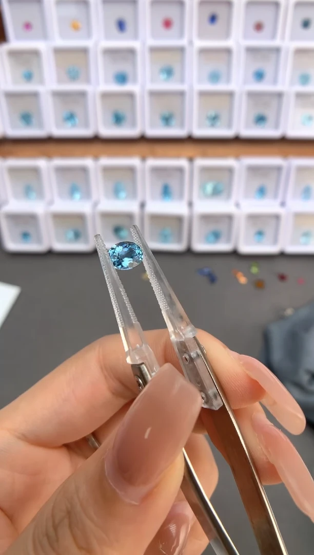 未镶嵌裸石定制海蓝宝石0.95ct 01080