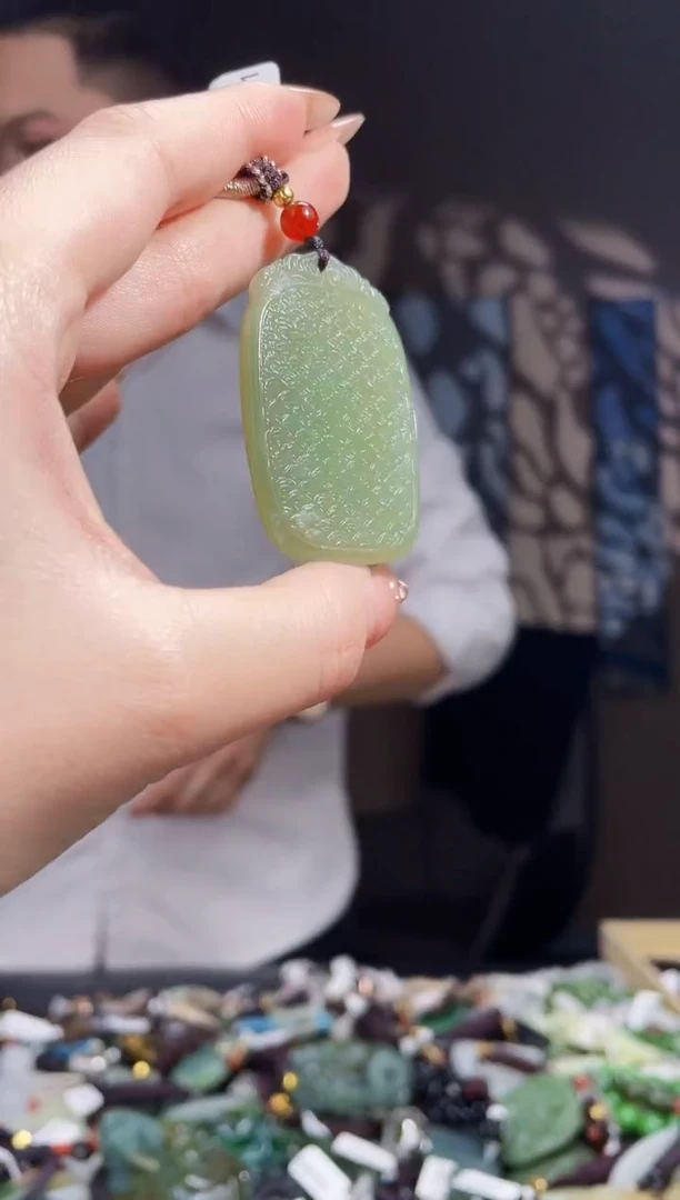 【闪购商品】和田玉颈饰未镶嵌拍一发一