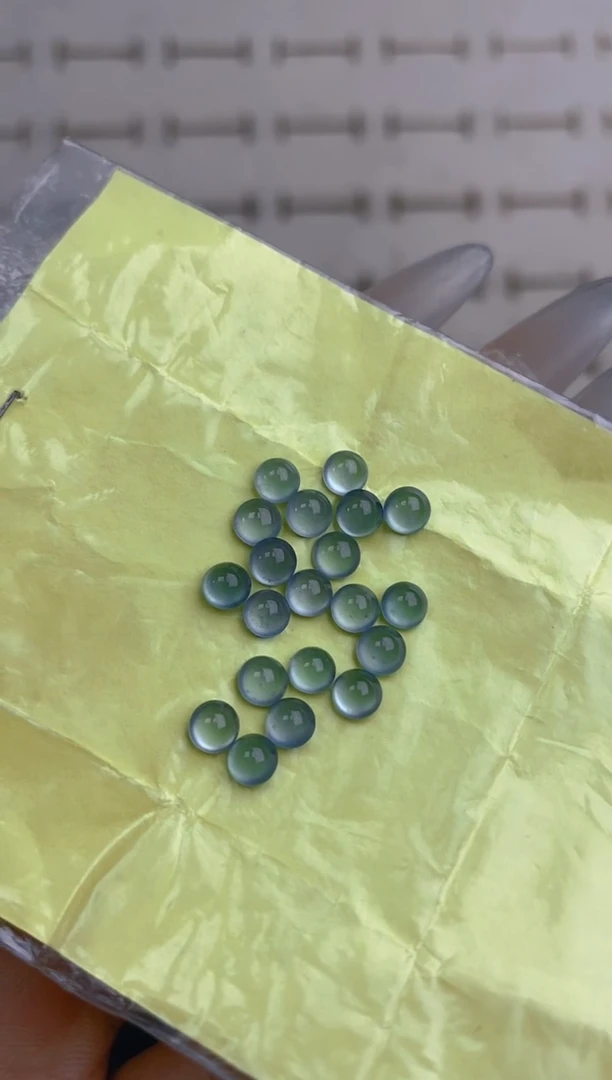 未镶嵌定制翡翠天然翡翠蛋面26