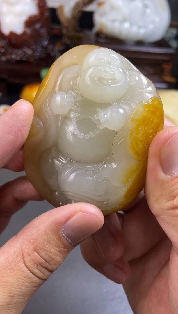 和田玉未镶嵌把件1