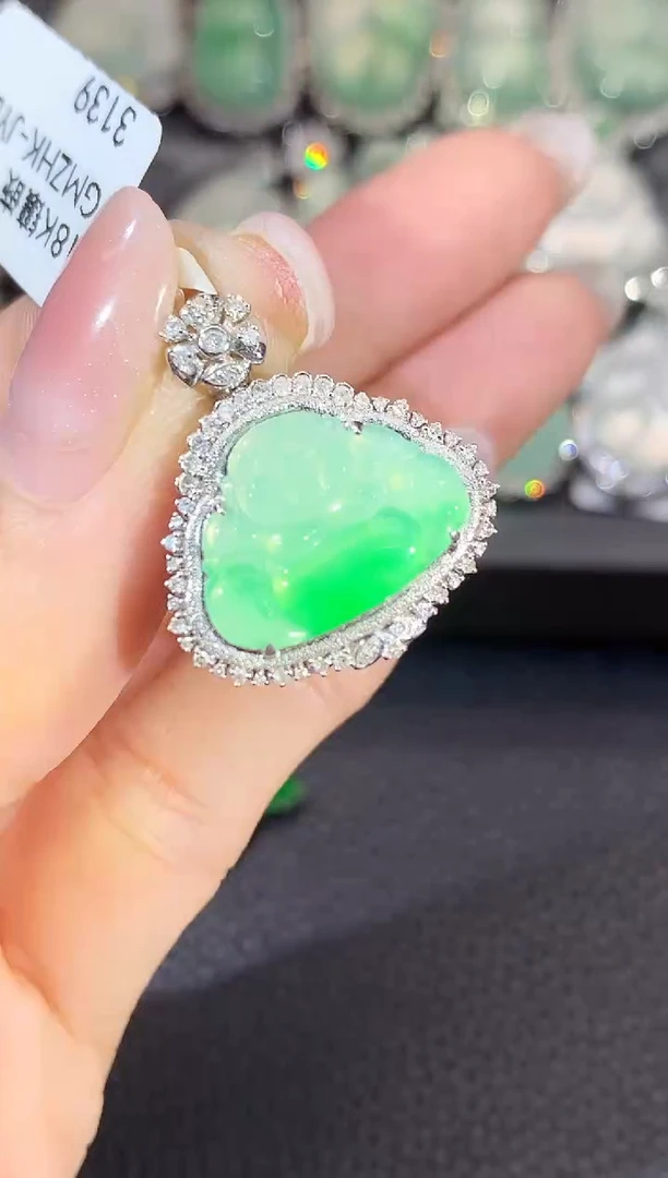 吊坠(不含链)18K金镶嵌翡翠A53