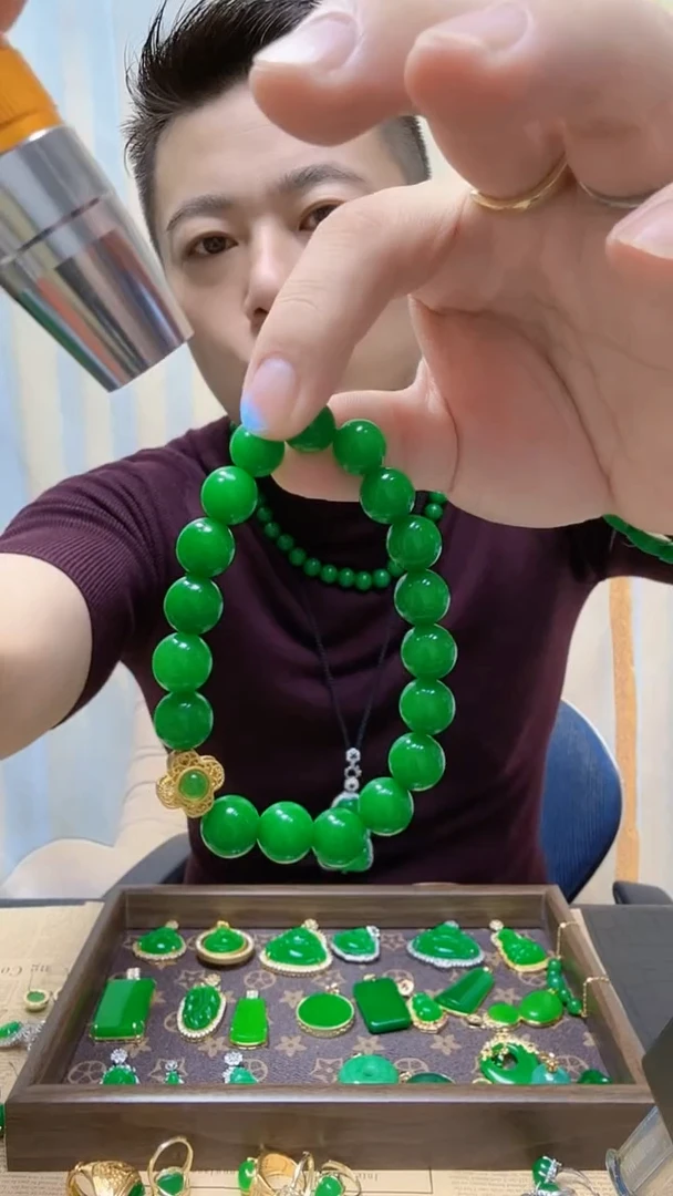 14K金镶嵌手链翡翠翡翠手链