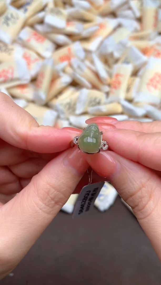 【闪购商品】翡翠戒指银S925镶嵌—