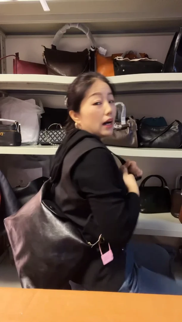 牛皮（革）高端订制时尚百搭女士手提斜跨包