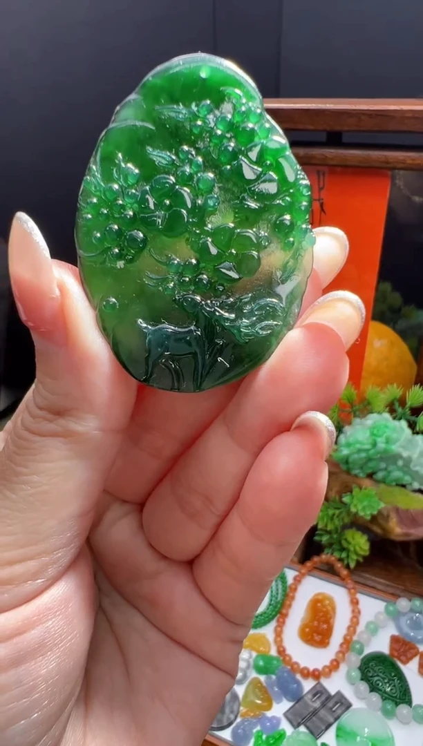 未镶嵌定制翡翠梅花鹿