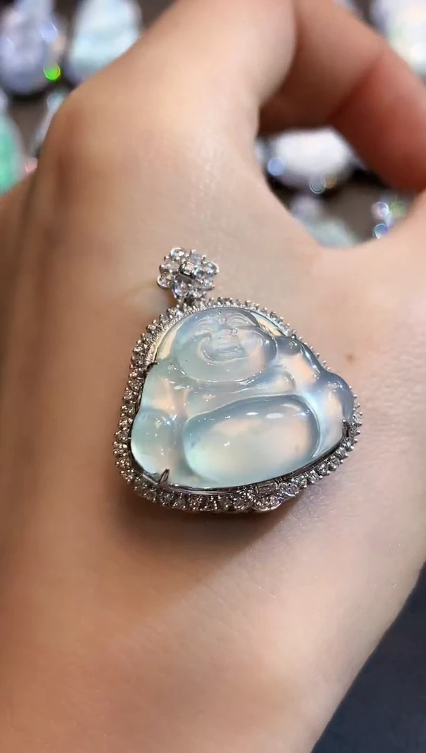 吊坠(不含链)18K金镶嵌翡翠C43